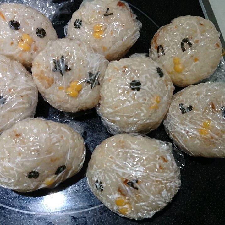 離乳食完了期 ピヨピヨおにぎり レシピ 作り方 By 関西弁パンダ 楽天レシピ 離乳食完了期 ピヨピヨおにぎり レシピ 作り方 By 関西弁パンダ 楽天レシピ